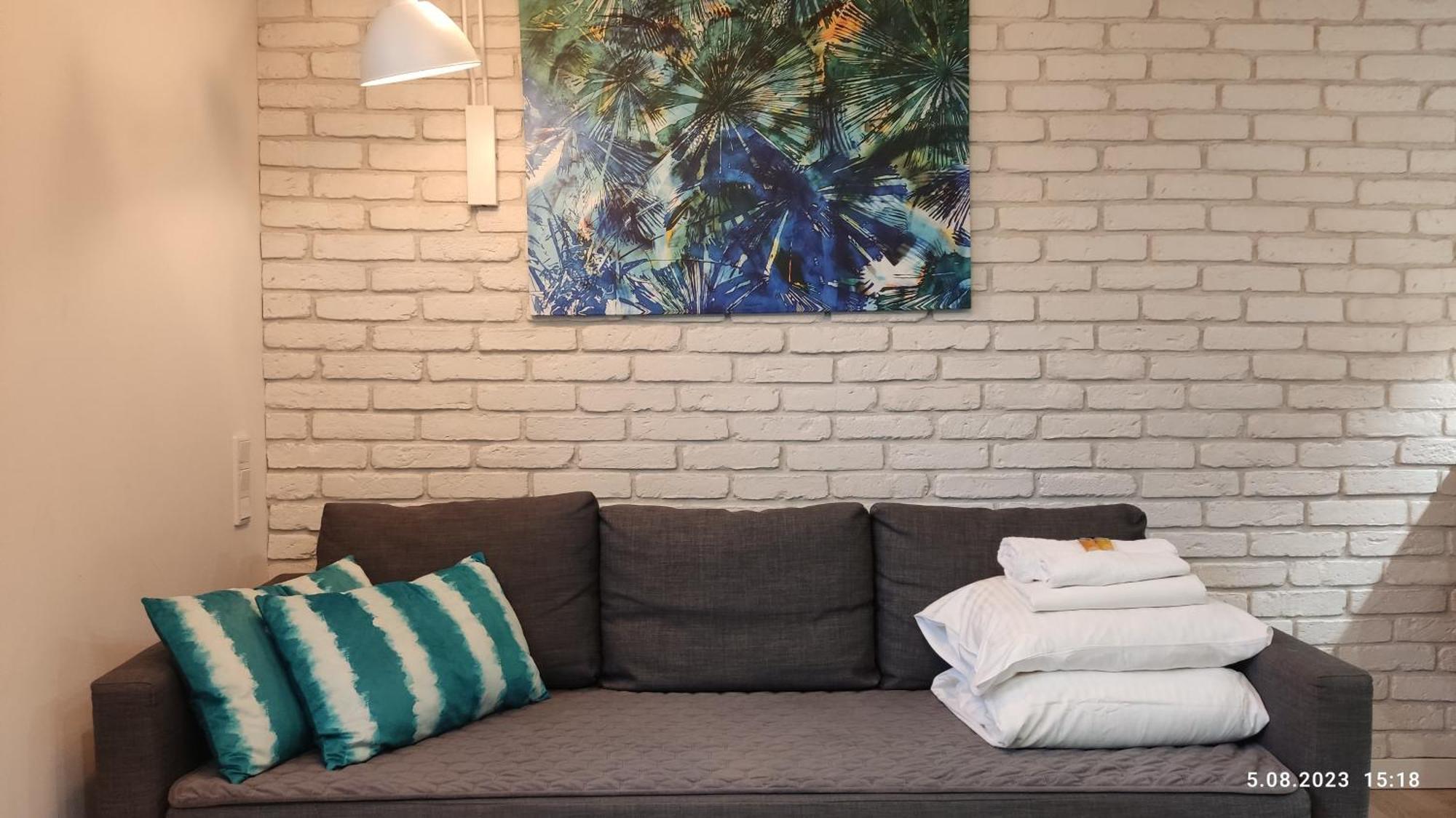 Be My Guest- Fontany Luxury Apartment Metro Wi-Fi Free Parking Zone Варшава Екстериор снимка